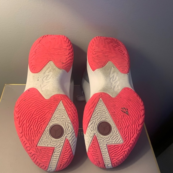 Nike sneakers - Picture 3 of 3